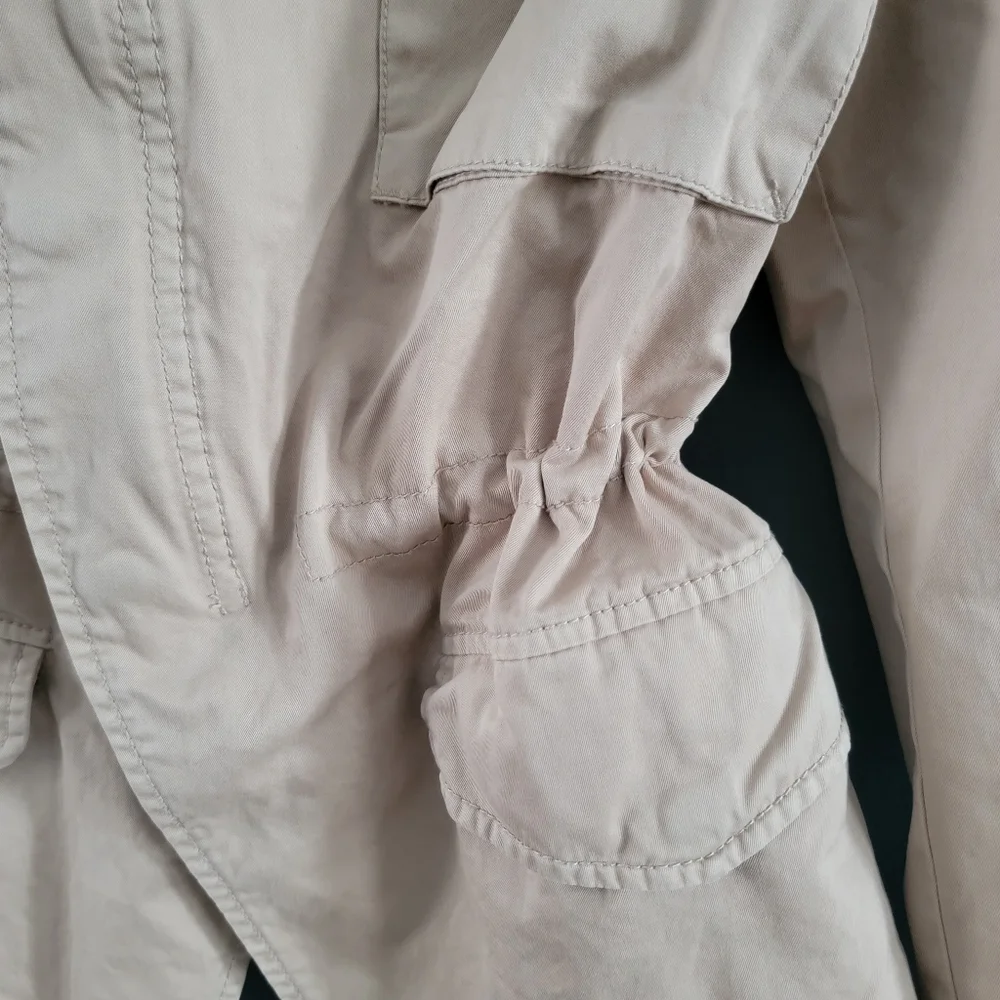 Zara excellent no